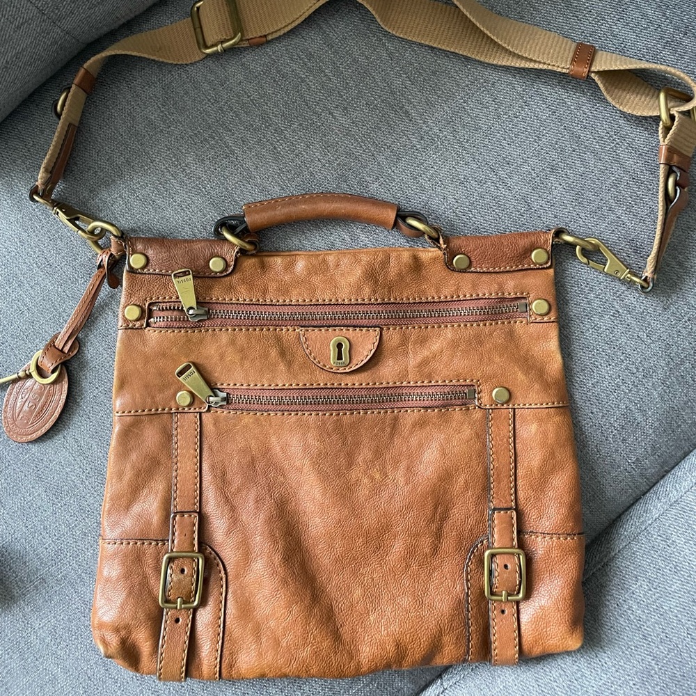 vintage Fossil soft leather cross body satchel